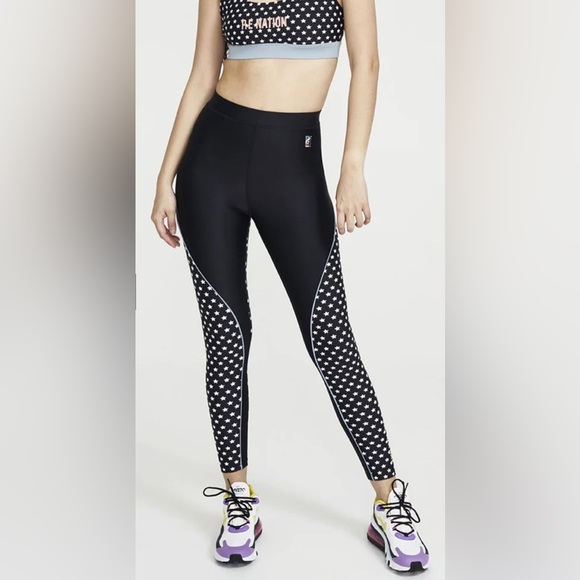 P.E Nation Star Print Dominion Legging Size XS NWOT! ⭐️ - Picture 1 of 10
